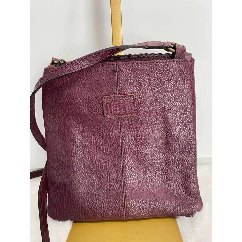 Fossil Burgundy Small Crossbody/Shoulder Strap Brass HardwareOutside PocketBag